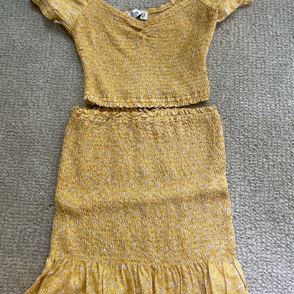 Hollister yellow and white flower skirt and crop top set